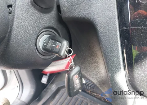 2016 Nissan Rogue S z USA, uszkodzony, nr VIN KNMAT2MV0GP646556